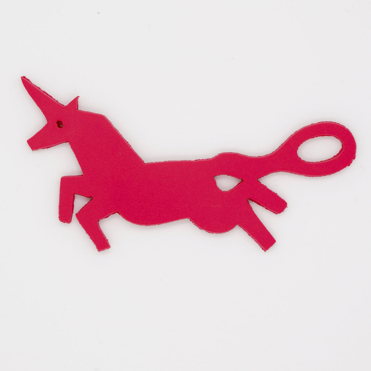 Dark pink unicorn shaped Swim Loops goggle tag to label swim goggles